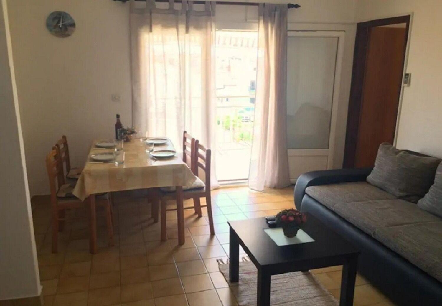 Apartments And Rooms Ognjen - Family Apartments With Free Parking Бетина Экстерьер фото
