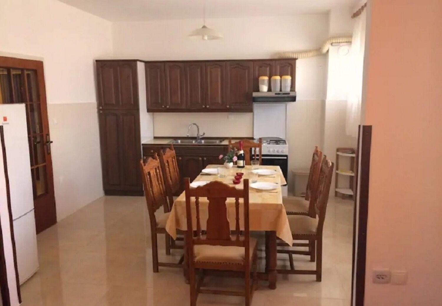 Apartments And Rooms Ognjen - Family Apartments With Free Parking Бетина Экстерьер фото
